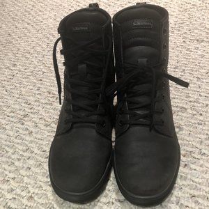 Doc Martens Sheridan Women's Matte Casual Boots Size 7